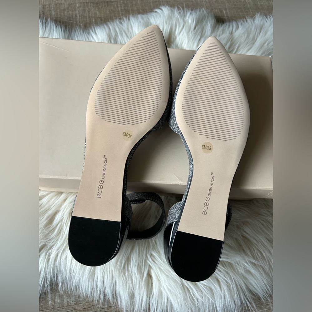 BCBGeneration Tilda Ballet Flat Women 8M leather gray snakeskin ankle strap NEW - Picture 4 of 8